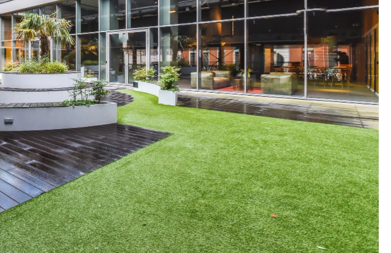 Synthetic grass installed in a Downtown Dallas residential courtyard